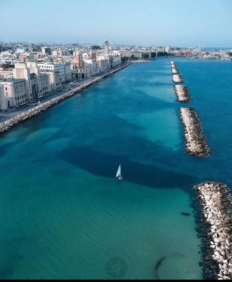 Appartement Casa Fronte Del Porto à Bari Extérieur photo